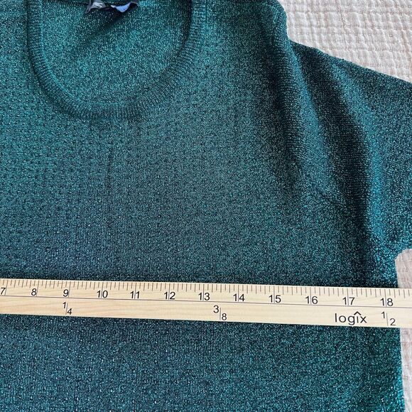 Twelfth Love Green Glittery Long Sleeve Scoop Neck Top Women Sz Medium Shimmer - Picture 8 of 13